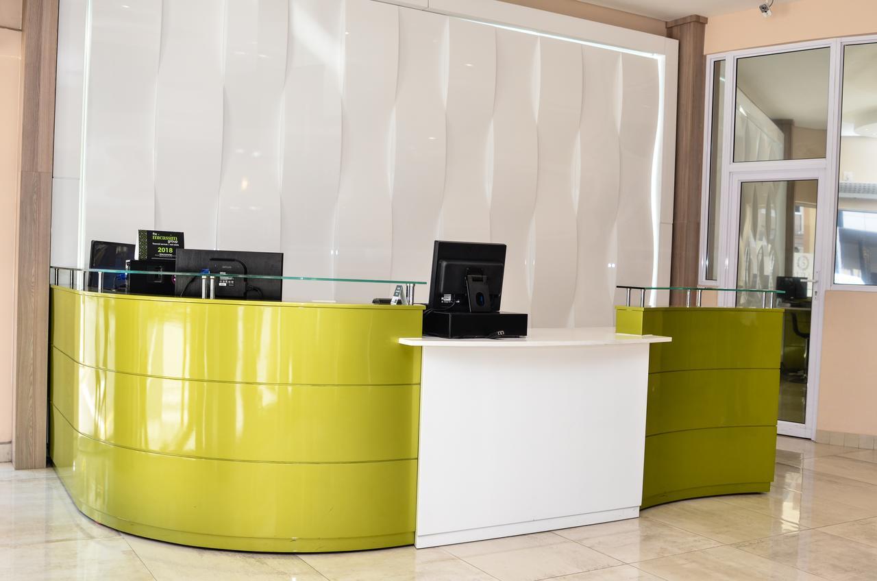 Solrand Hotel Durban Exterior photo